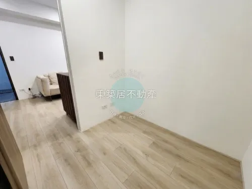 3 bedrooms apartment for rent in East District, Tainan City | NT$ 28 800 | 16 ping slide 12