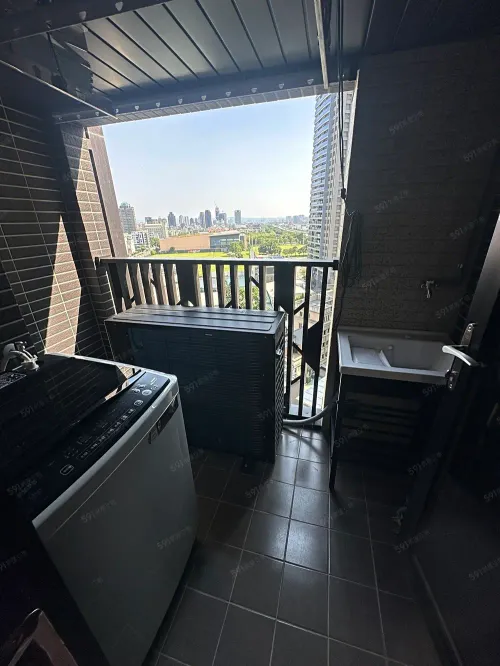 3 bedrooms apartment for rent in Xitun District, Taichung City | NT$ 45 000 | 34 ping slide 10