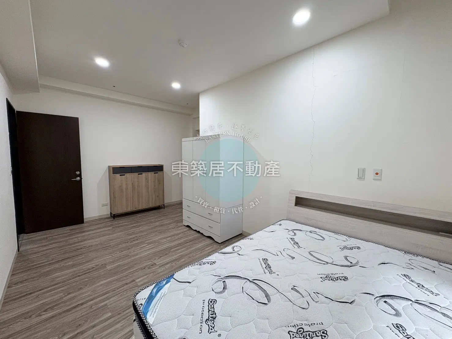 2 bedrooms apartment for rent in Anping District, Tainan City | NT$ 35 000 | 30 ping slide 11