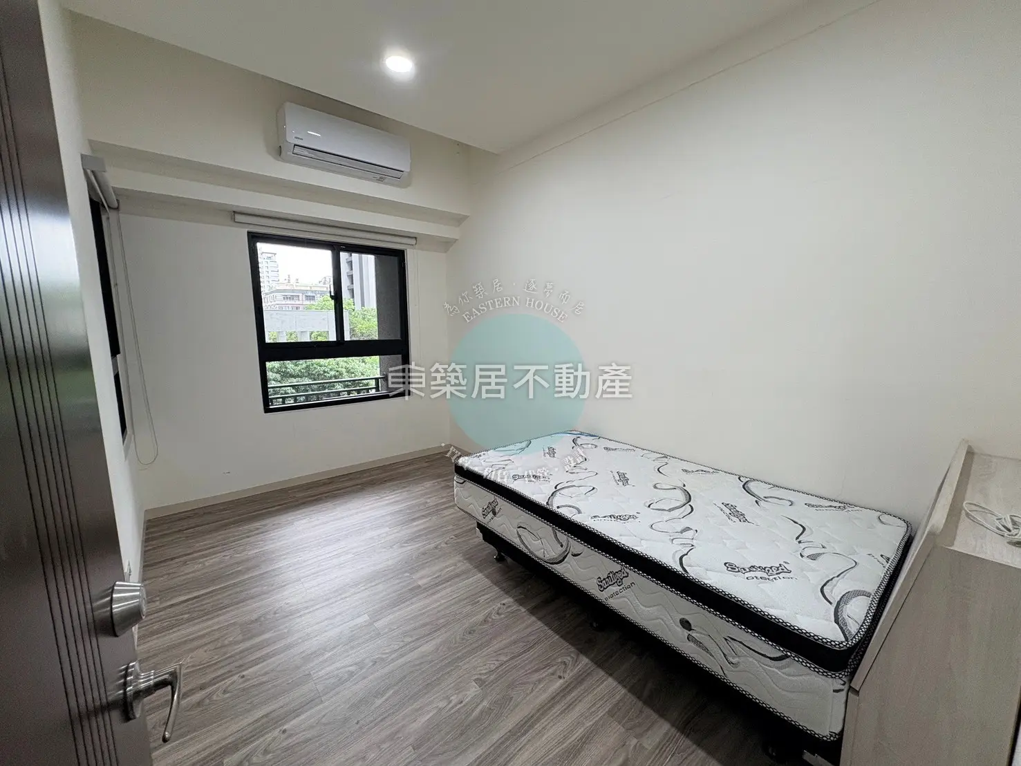2 bedrooms apartment for rent in Anping District, Tainan City | NT$ 35 000 | 30 ping slide 13