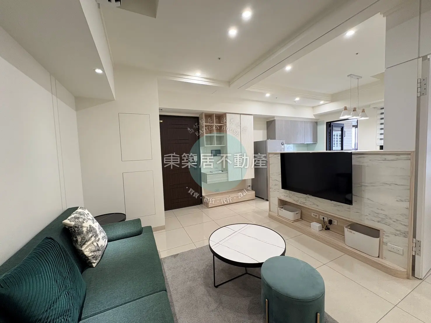 2 bedrooms apartment for rent in Anping District, Tainan City | NT$ 30 800 | 16 ping slide 0