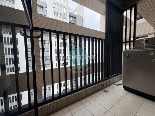 2 bedrooms apartment for rent in Anping District, Tainan City | NT$ 30 800 | 16 ping slide 11