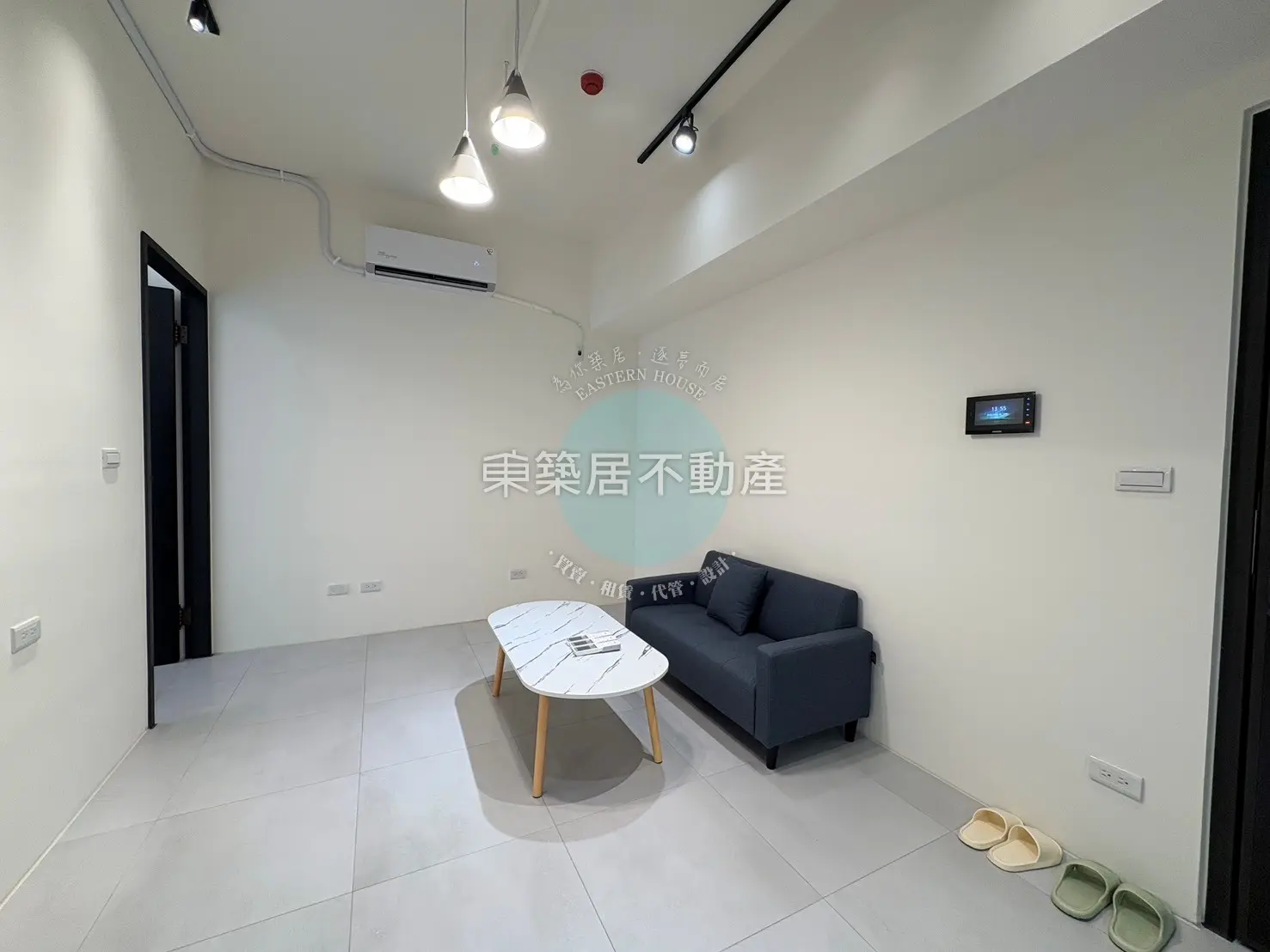 2 bedrooms apartment for rent in Annan District, Tainan City | NT$ 25 000 | 13 ping slide 0