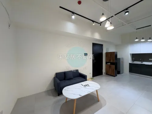2 bedrooms apartment for rent in Annan District, Tainan City | NT$ 25 000 | 13 ping slide 3