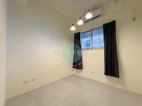 2 bedrooms apartment for rent in Annan District, Tainan City | NT$ 25 000 | 13 ping slide 8