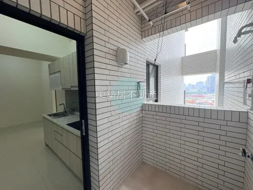 3 bedrooms apartment for sale in Sanmin District, Kaohsiung City | NT$ 13 880 000 | 20 ping slide 10
