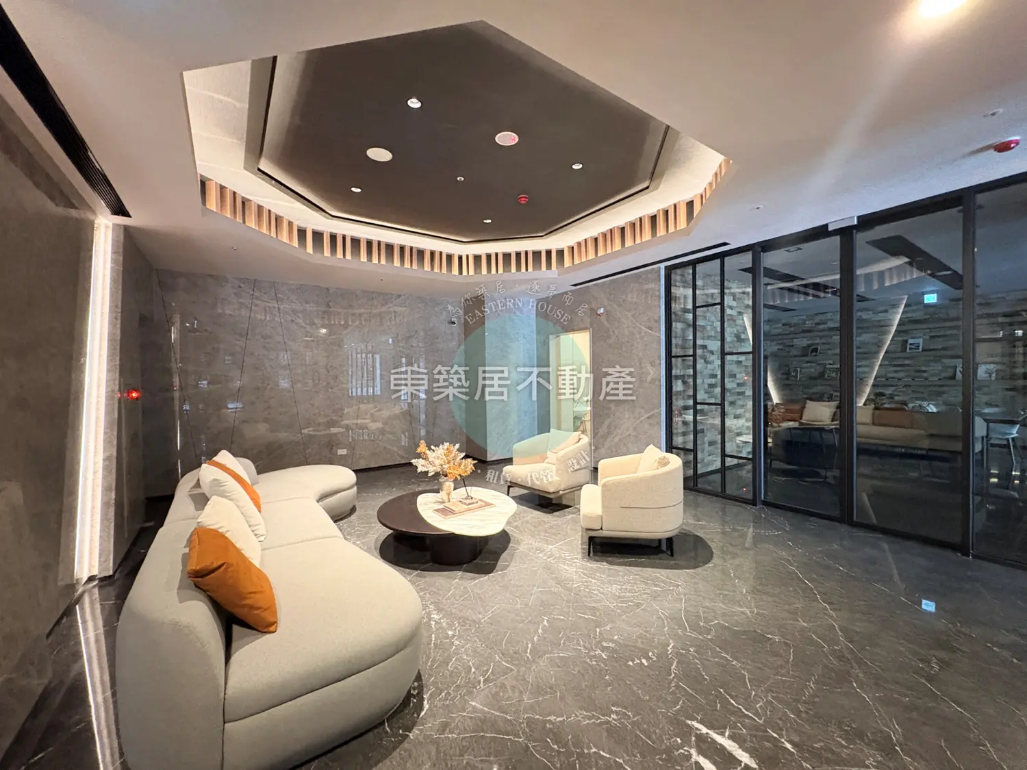 3 bedrooms apartment for sale in Sanmin District, Kaohsiung City | NT$ 14 880 000 | 20 ping slide 14