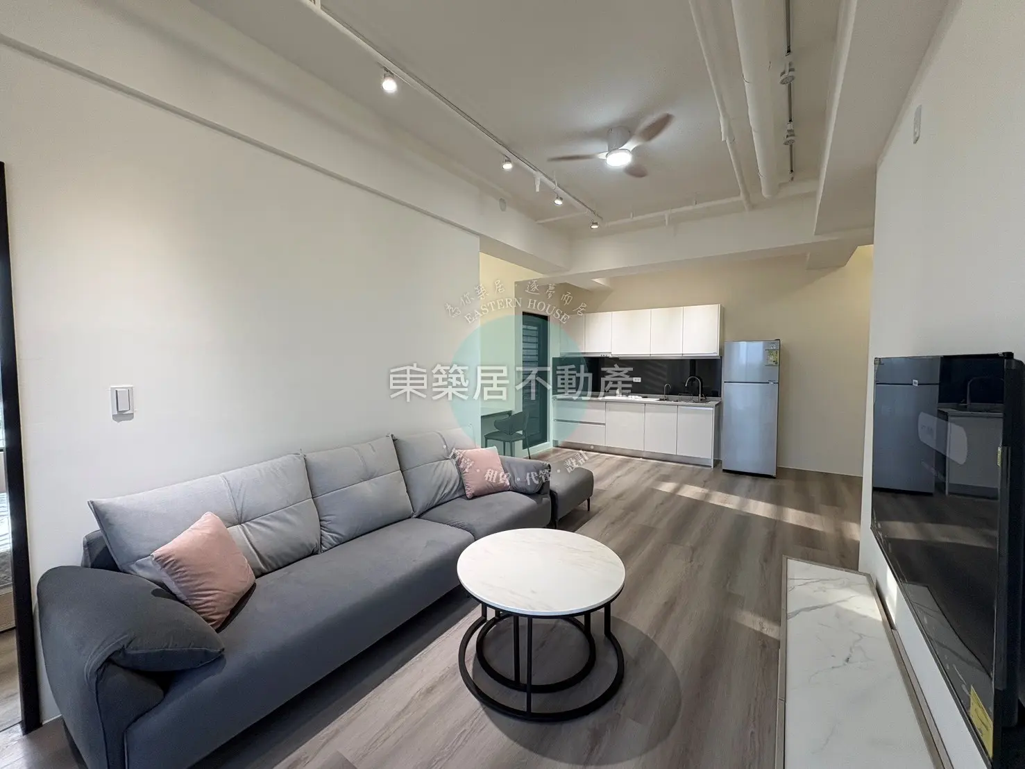 3 bedrooms apartment for rent in Annan District, Tainan City | NT$ 23 000 | 20 ping slide 1