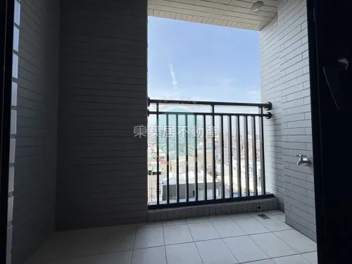 Apartment for sale NT$ 14 990 000 - Section 2, Yonghua Road - 2 bedrooms