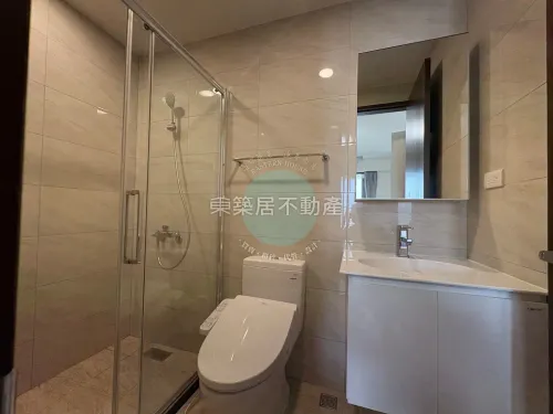 Apartment for sale NT$ 14 990 000 - Section 2, Yonghua Road - 2 bedrooms