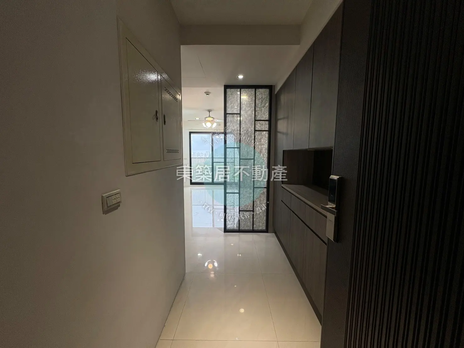 3 bedrooms apartment for rent in East District, Tainan City | NT$ 35 800 | 33 ping slide 2