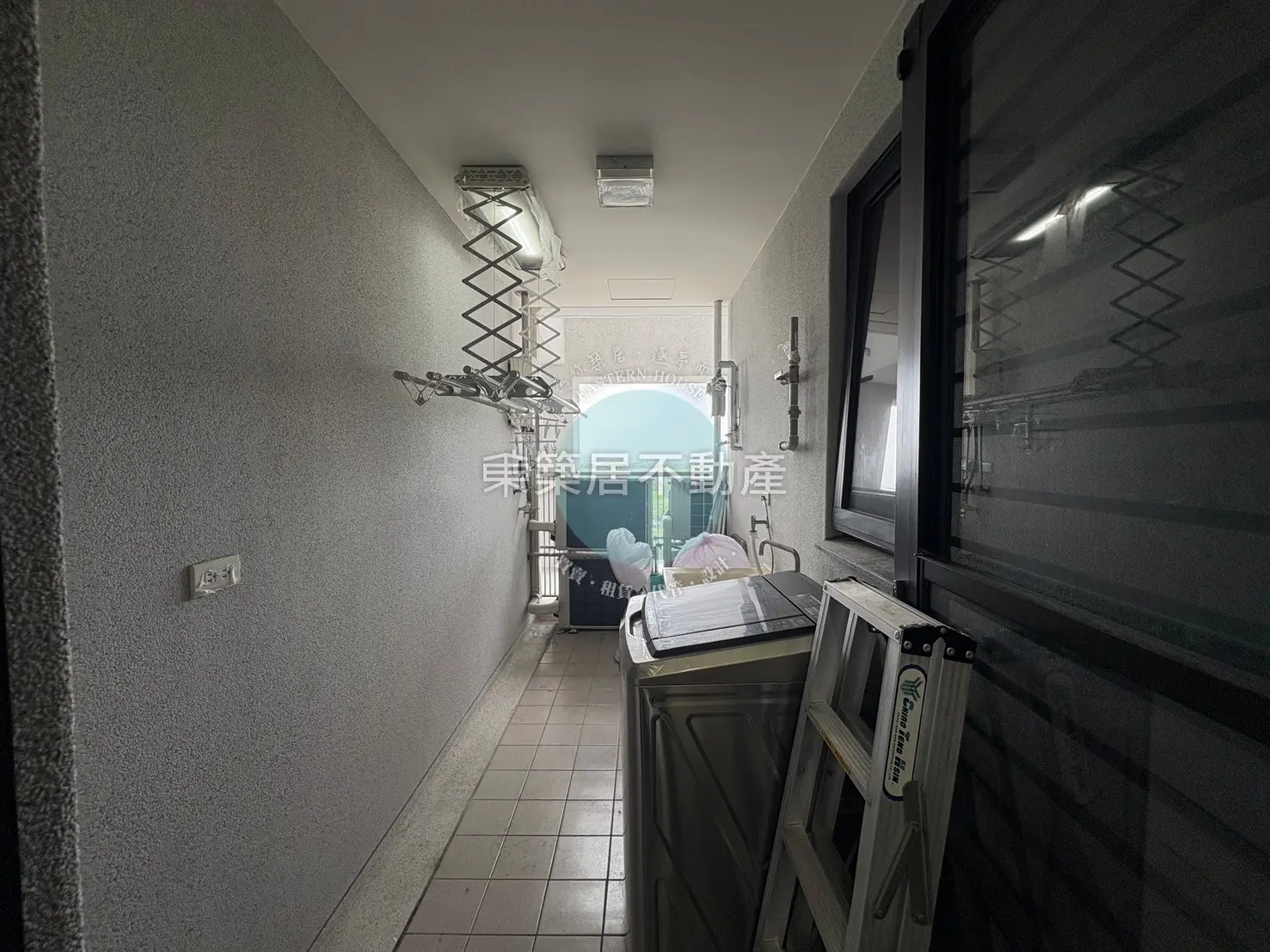 3 bedrooms apartment for rent in East District, Tainan City | NT$ 35 800 | 33 ping slide 16