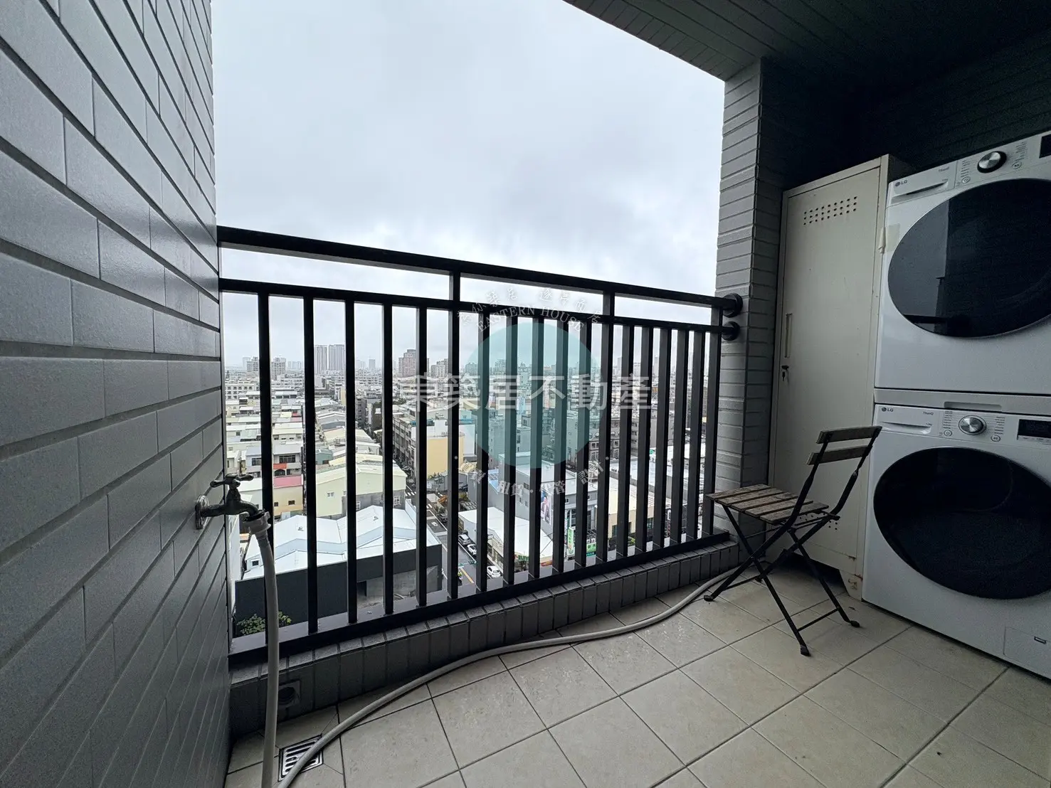 2 bedrooms apartment for rent in Anping District, Tainan City | NT$ 32 000 | 21 ping slide 5