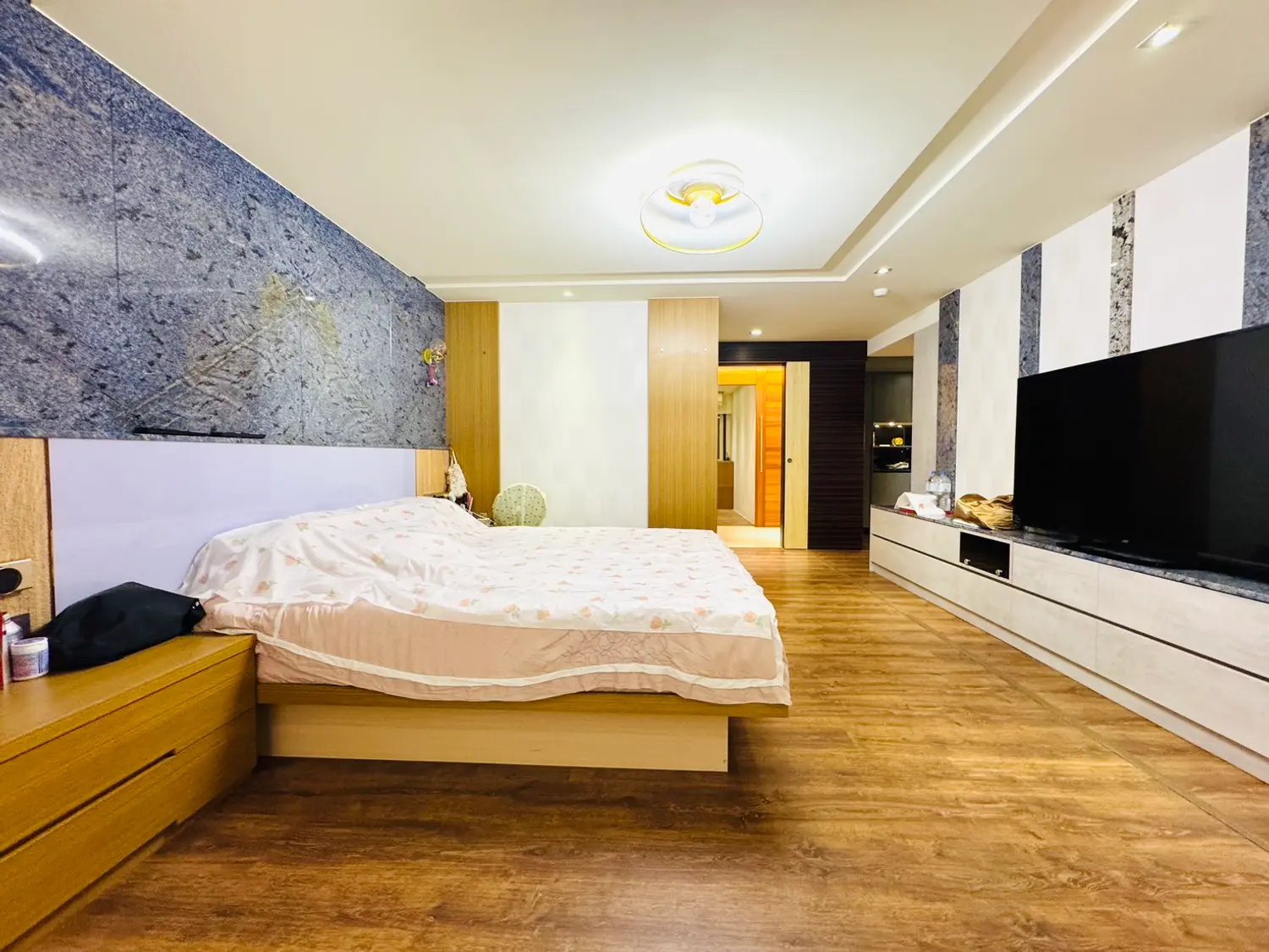 3 bedrooms apartment for sale TWD 68 888 888 - 56 ping - Songshan District, Taipei City slide 5