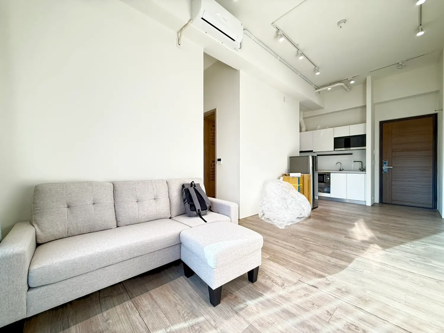 3 bedrooms apartment for rent TWD 39 000 - 19 ping - Xitun District, Taichung City slide 2