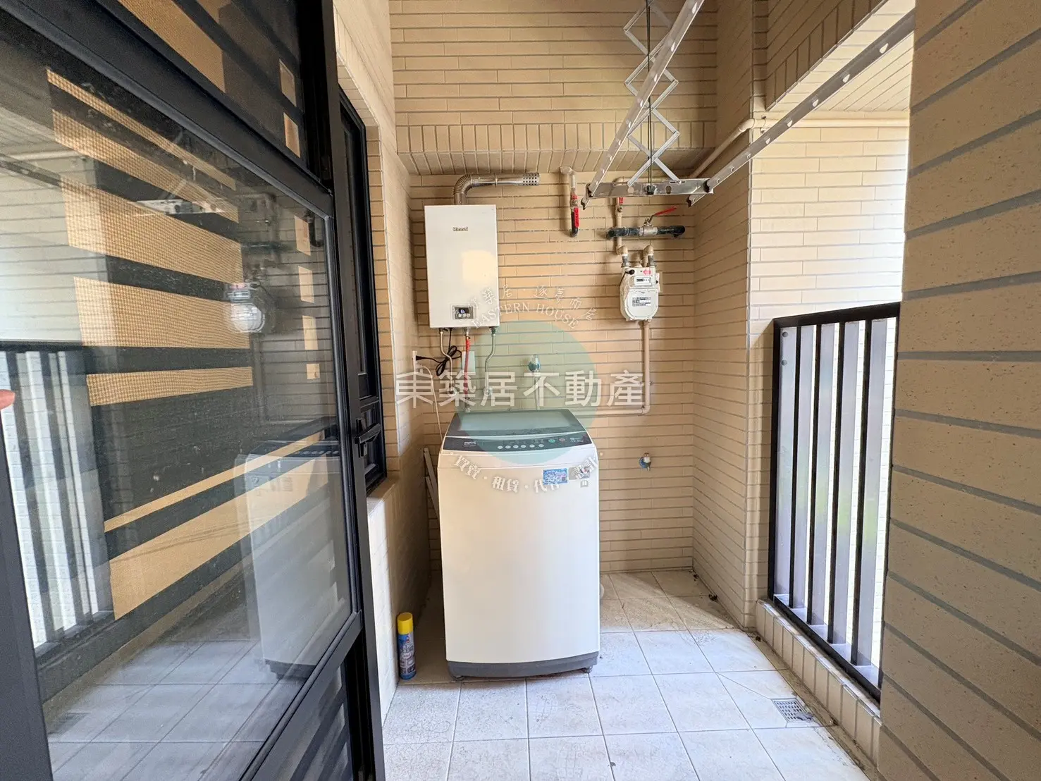 2 bedrooms apartment for rent in Anping District, Tainan City | NT$ 22 800 | 13 ping slide 10