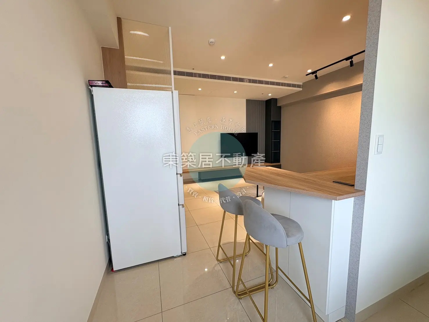 2 bedrooms apartment for rent in Anping District, Tainan City | NT$ 32 800 | 19 ping slide 3