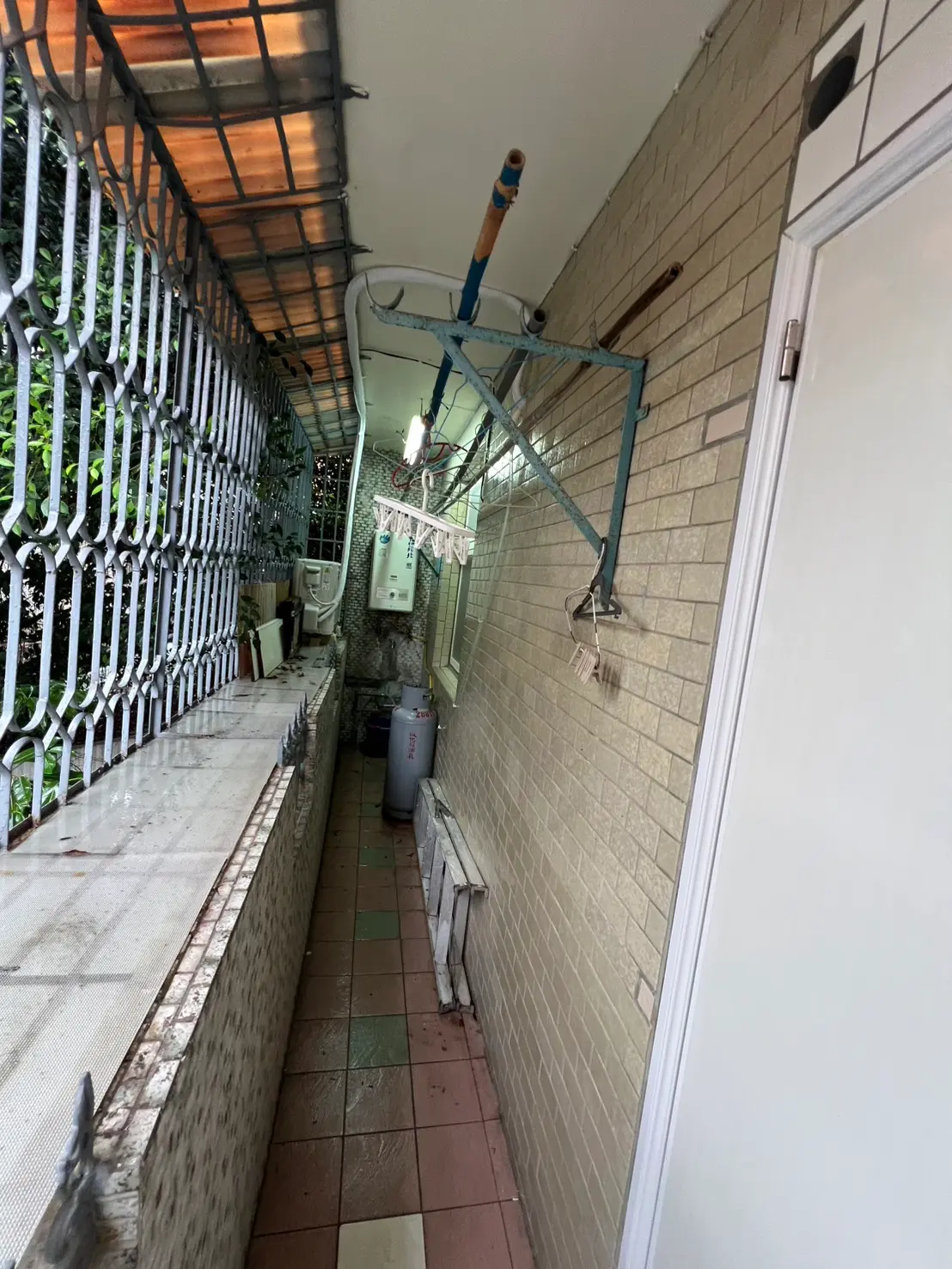 Room for rent in Shilin District, Taipei City | NT$ 18 000 | 8 ping slide 6