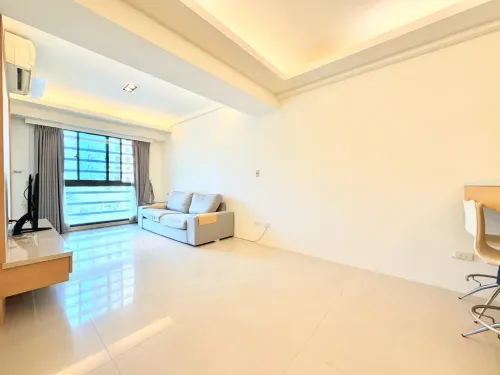 1 room apartment for rent in Xitun District, Taichung City | NT$ 26 000 | 20 ping slide 1