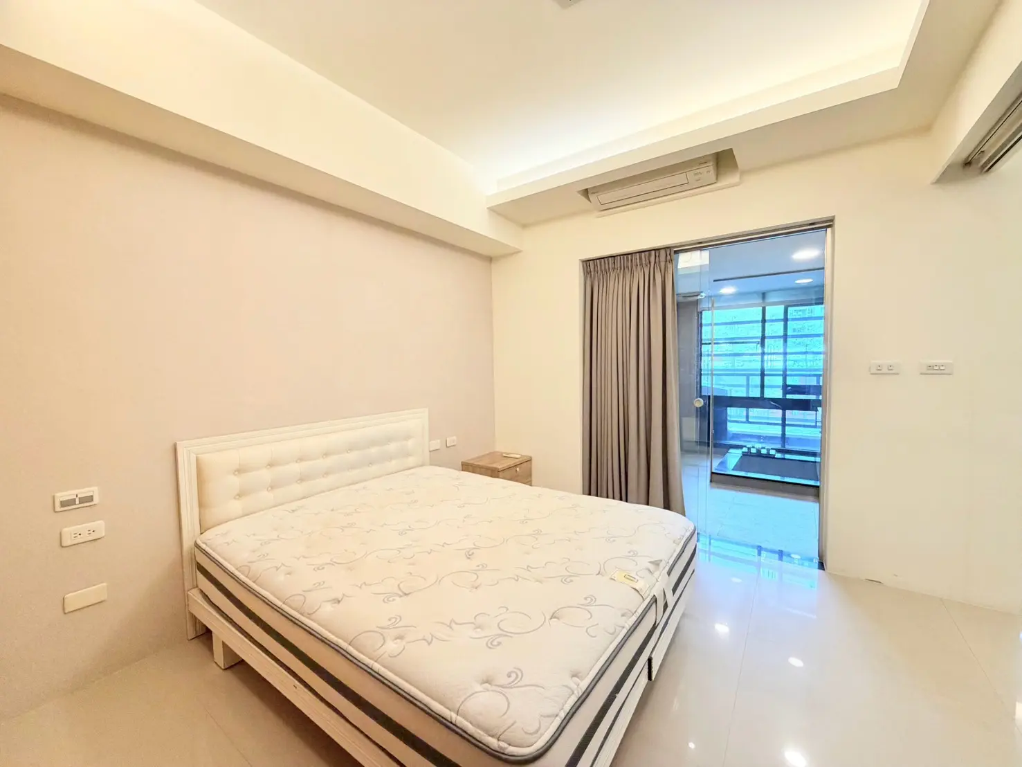 1 room apartment for rent in Xitun District, Taichung City | NT$ 26 000 | 20 ping slide 12
