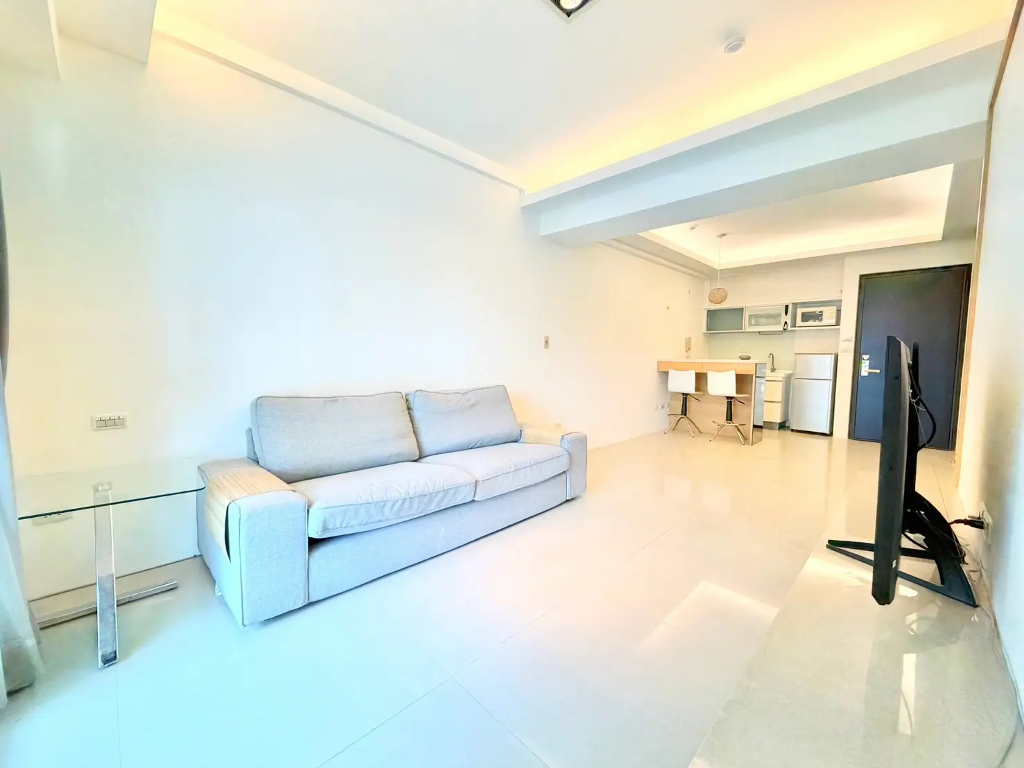 1 room apartment for rent in Xitun District, Taichung City | NT$ 26 000 | 20 ping slide 7