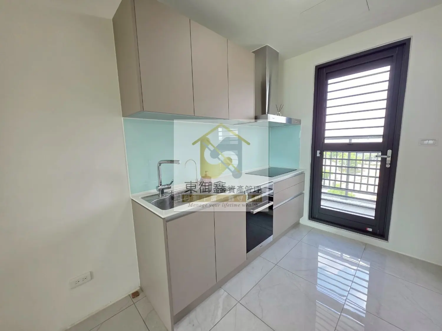 3 bedrooms apartment for sale TWD 12 980 000 - 22 ping - Anding District,Tainan City slide 3