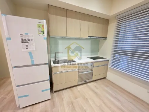 Apartment for rent TWD 28 000 -  - 3 bedrooms