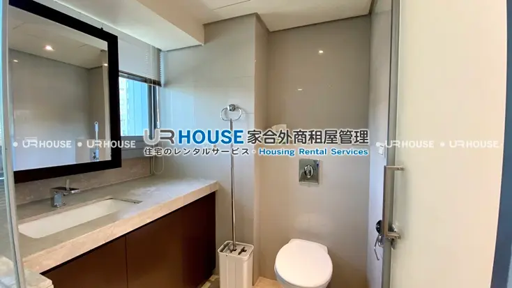 Studio apartment for rent in Xinyi District, Taipei City | NT$ 36 000 | 10 ping slide 10