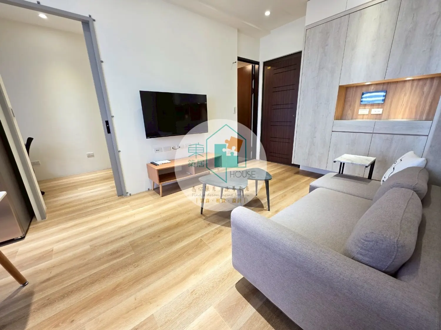 2 bedrooms apartment for rent TWD 28 800 - 13 ping - West Central District,Tainan City slide 2