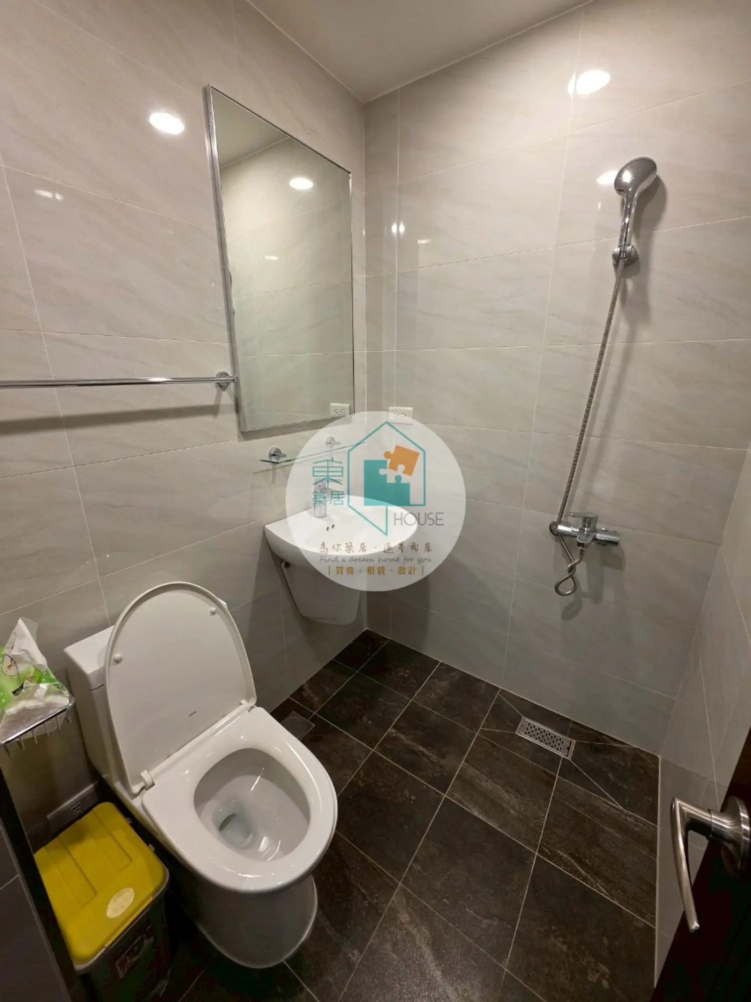 2 bedrooms apartment for rent TWD 28 800 - 13 ping - West Central District,Tainan City slide 11