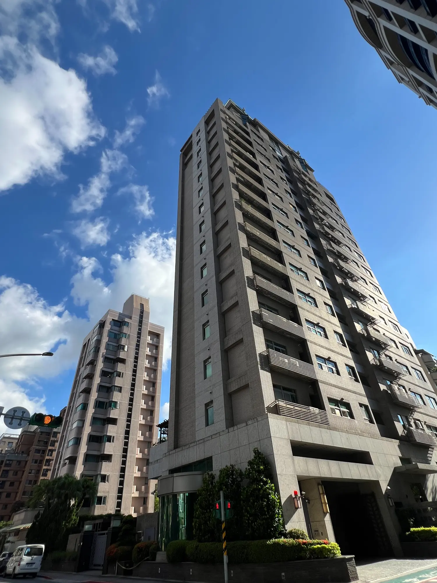 4 bedrooms apartment for sale in Zhongshan District, Taipei City | NT$ 108 880 000 | 44 ping slide 8