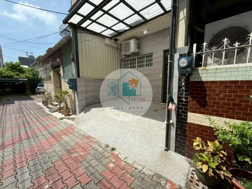Townhouse for rent TWD 25 800 -  - 4 bedrooms