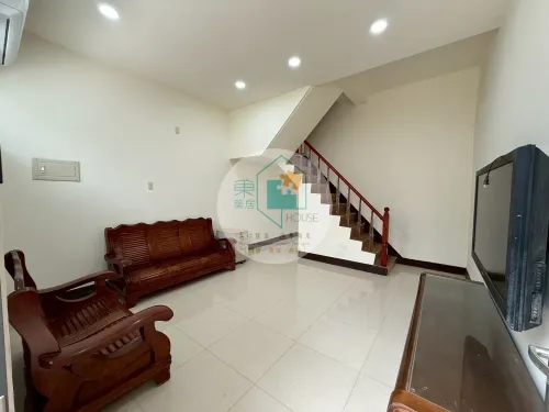 Townhouse for rent TWD 25 800 -  - 4 bedrooms