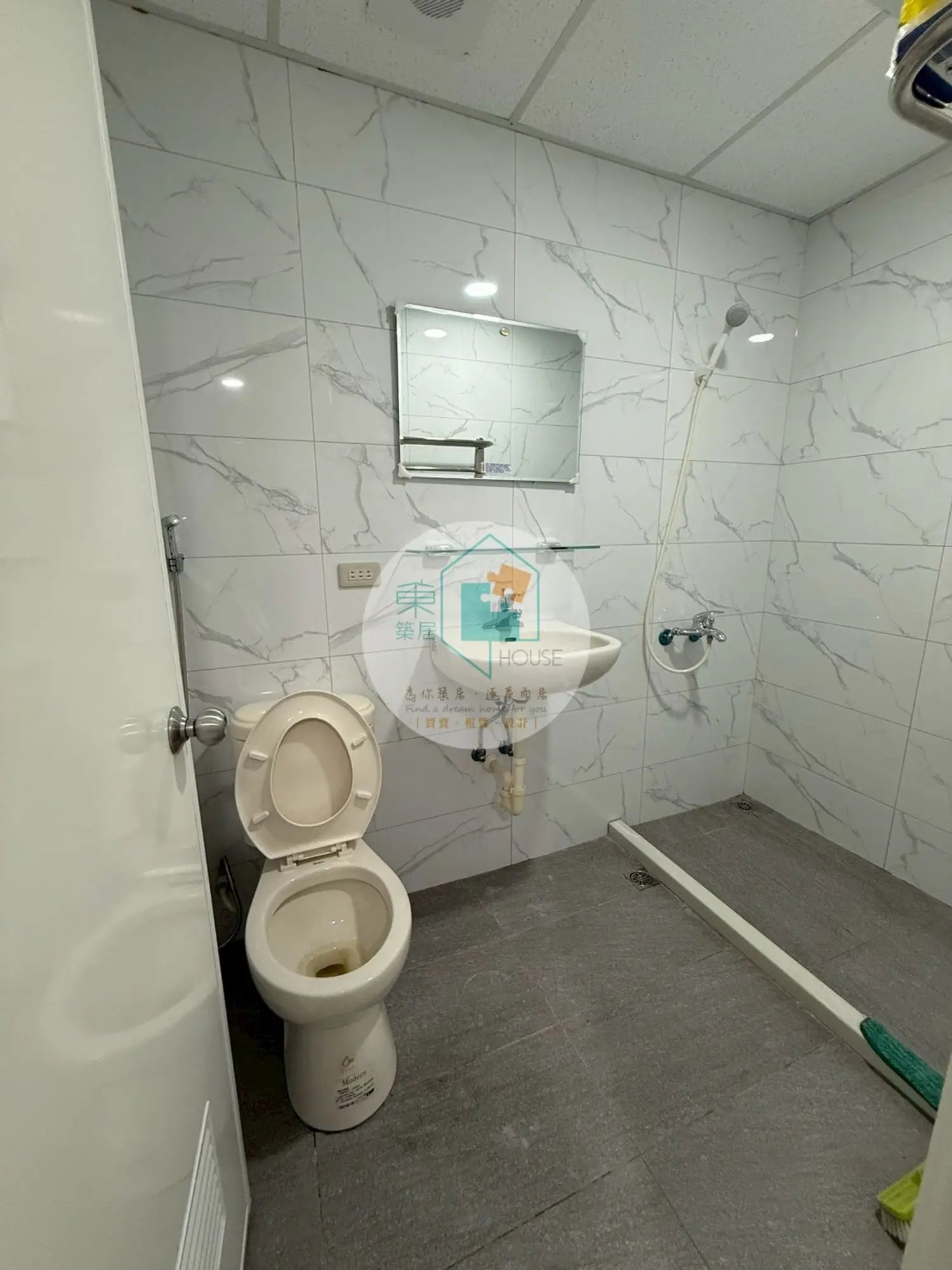 4 bedrooms townhouse for rent TWD 25 800 - 26 ping - North District,Tainan City slide 7