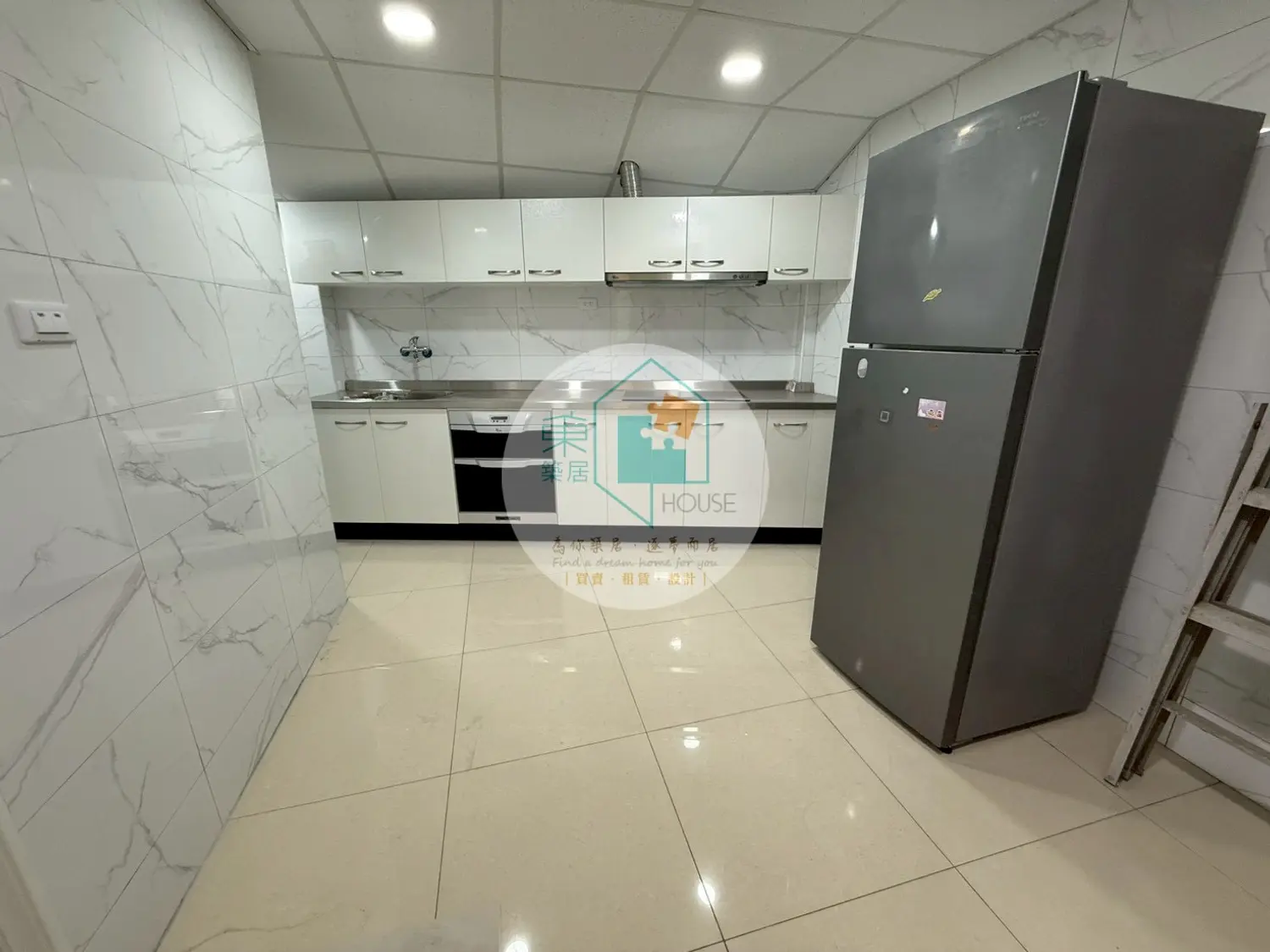 4 bedrooms townhouse for rent TWD 25 800 - 26 ping - North District,Tainan City slide 6