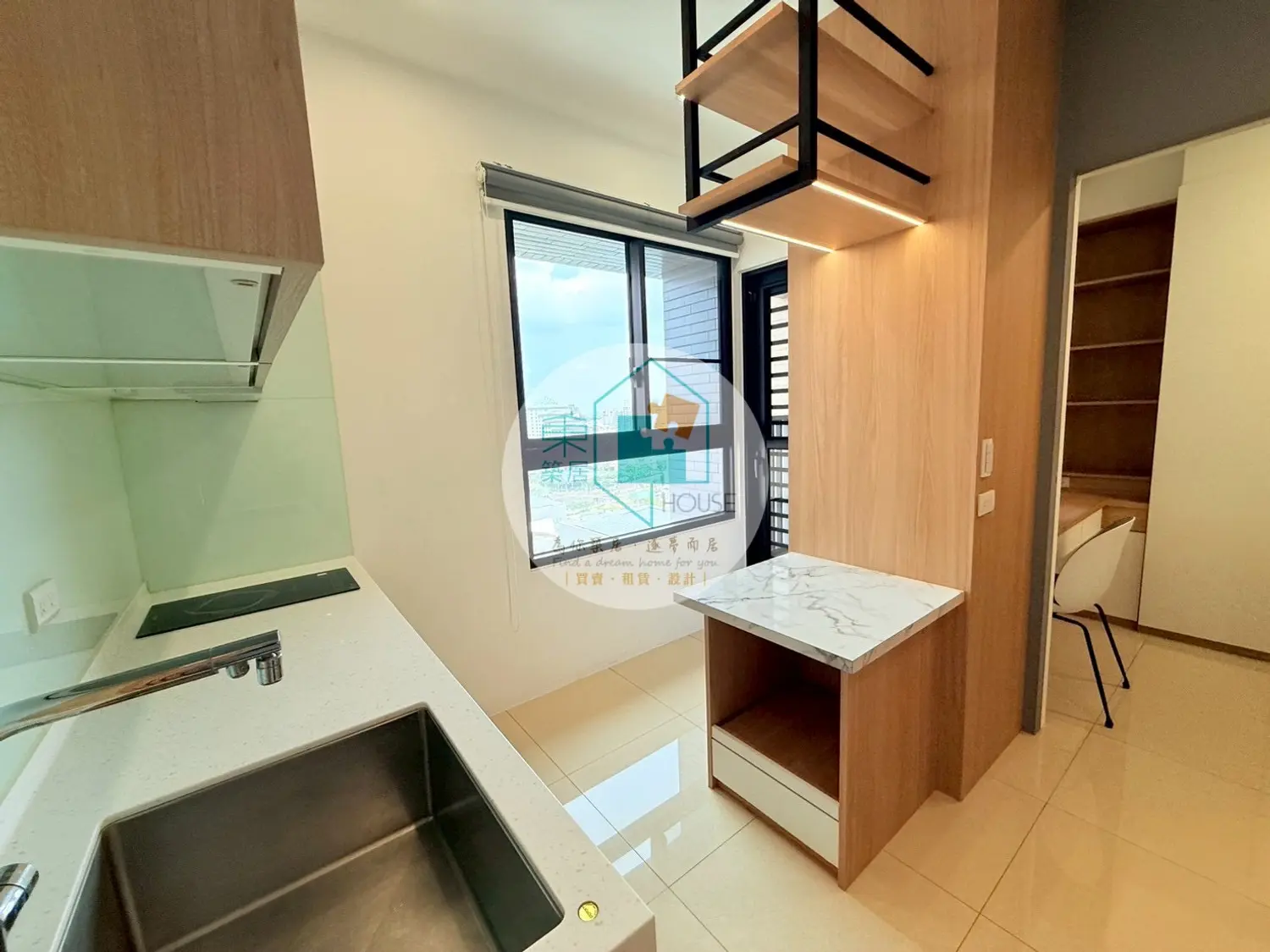 2 bedrooms apartment for rent TWD 28 800 - 13 ping - West Central District,Tainan City slide 3