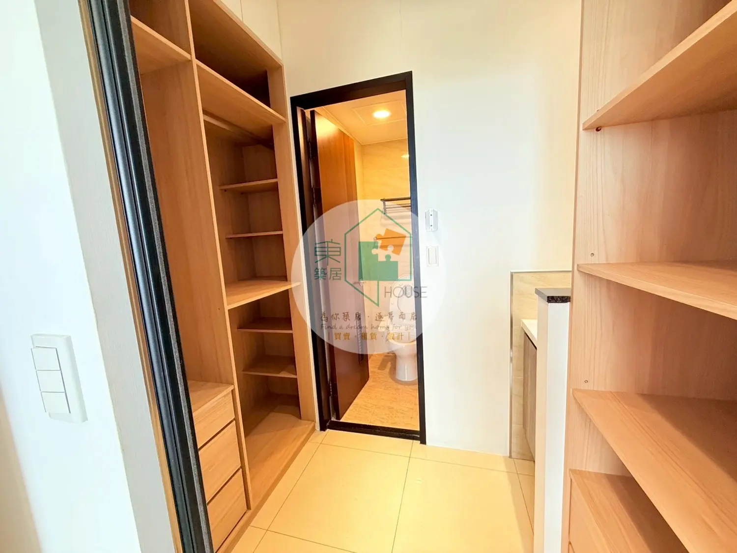 2 bedrooms apartment for rent TWD 28 800 - 13 ping - West Central District,Tainan City slide 7