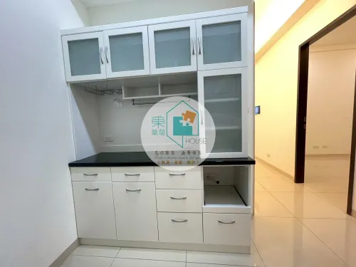 Apartment for rent TWD 42 800 -  - 3 bedrooms