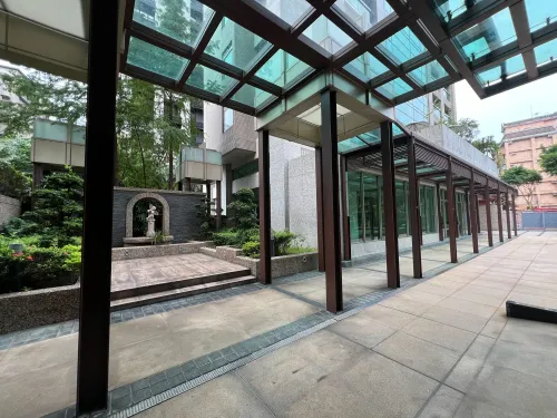 4 bedrooms apartment for sale in Zhongshan District, Taipei City | NT$ 108 880 000 | 44 ping slide 15