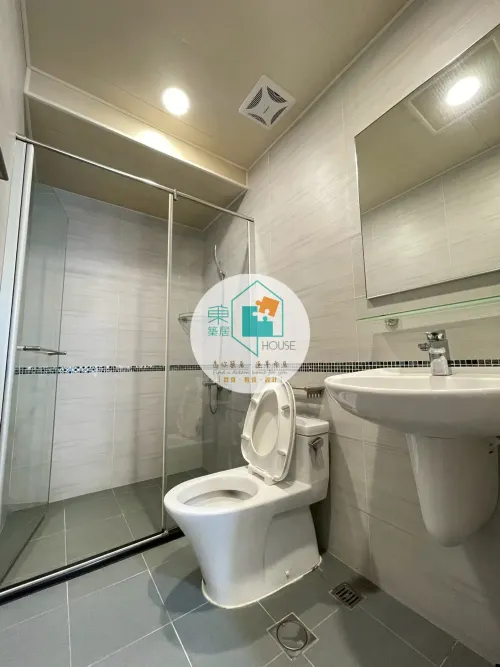 Apartment for rent TWD 42 800 - Section 2, Yonghua Road - 3 bedrooms