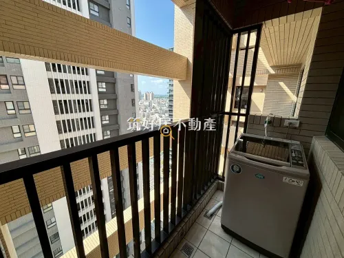 Apartment for rent TWD 32 800 - Section 2, Yonghua Road - 2 bedrooms
