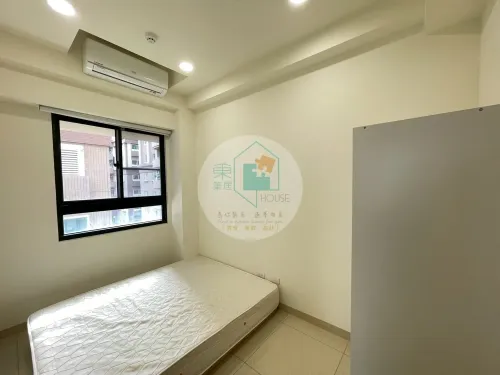 Apartment for rent TWD 29 800 - Section 2, Yonghua Road - 3 bedrooms
