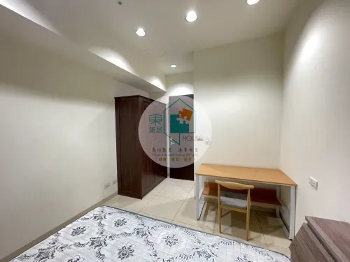 Apartment for rent TWD 33 800 - Yonghua 5th Street - 3 bedrooms