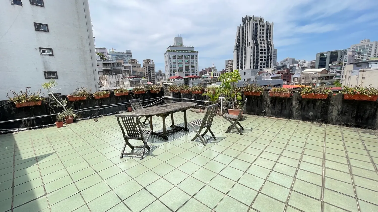 1 room apartment for rent in Daan District, Taipei City | NT$ 48 000 | 12 ping slide 13