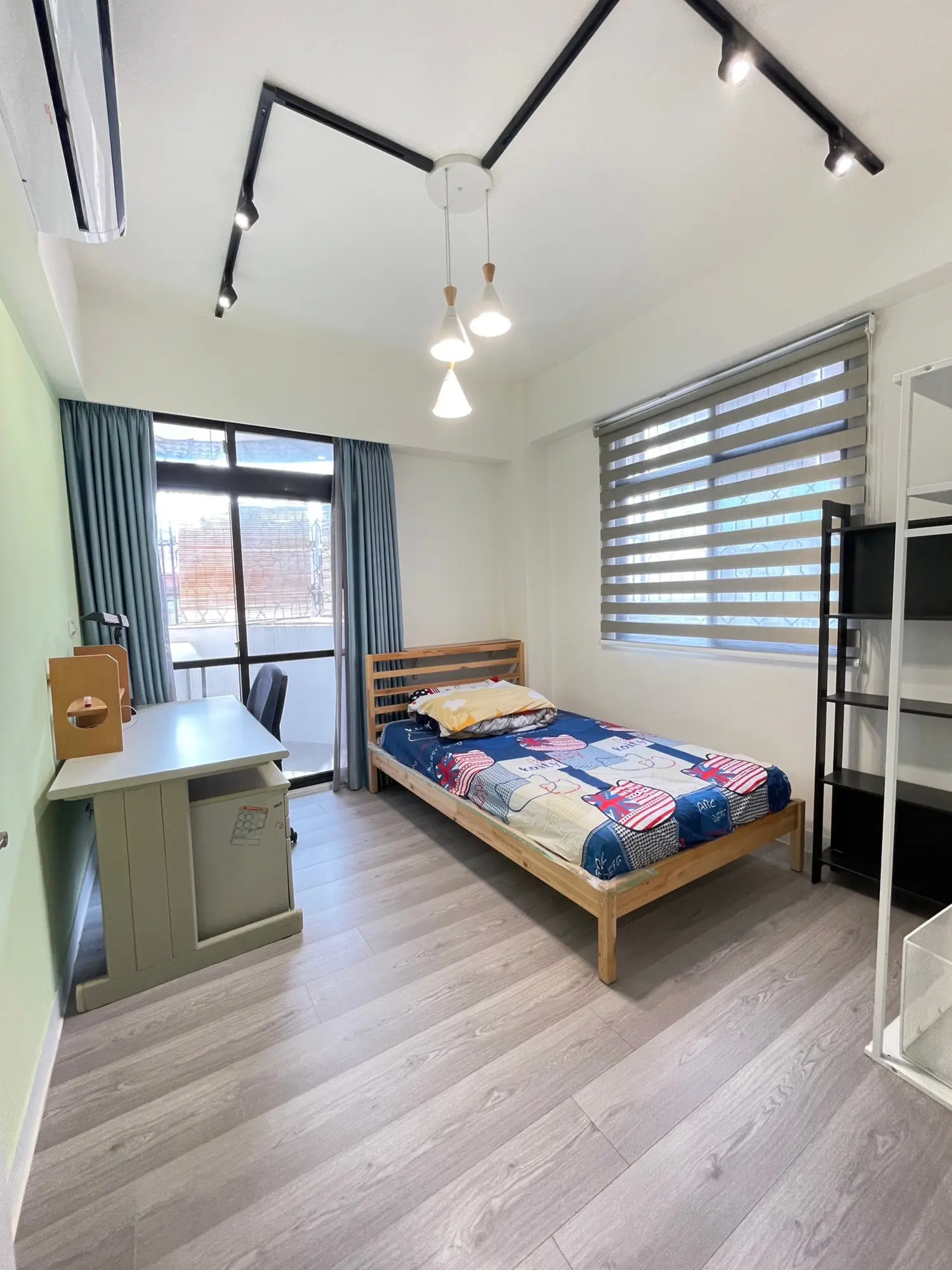 3 bedrooms apartment for rent in West District, Taichung City | NT$ 32 000 | 28 ping slide 11