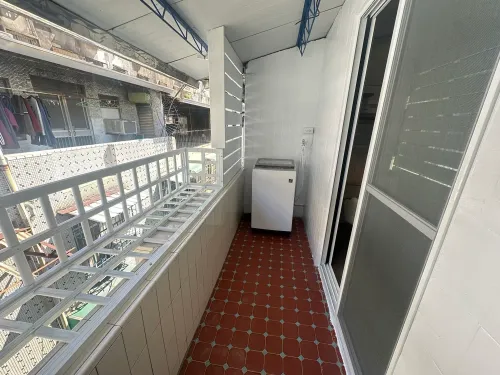 Room for rent TWD 10 500 - Alley 26, Lane 425, Dashun 2nd Road - 3 bedrooms