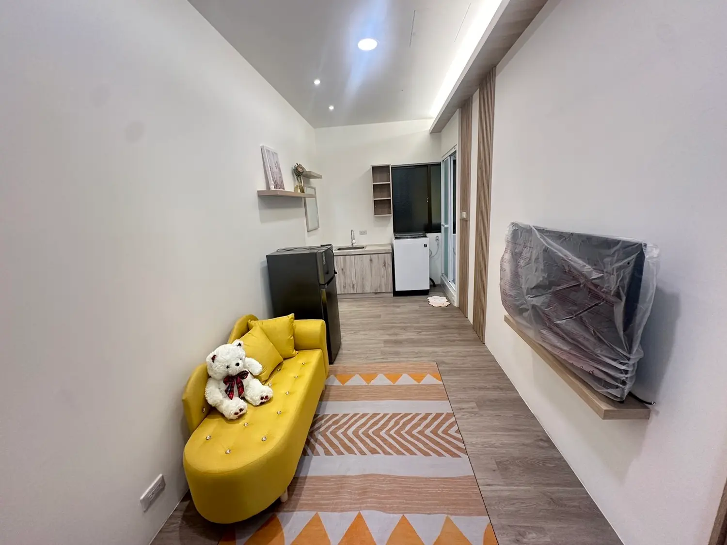 Room for rent in Sanmin District, Kaohsiung City | TWD 10 500 | 7 ping slide 12