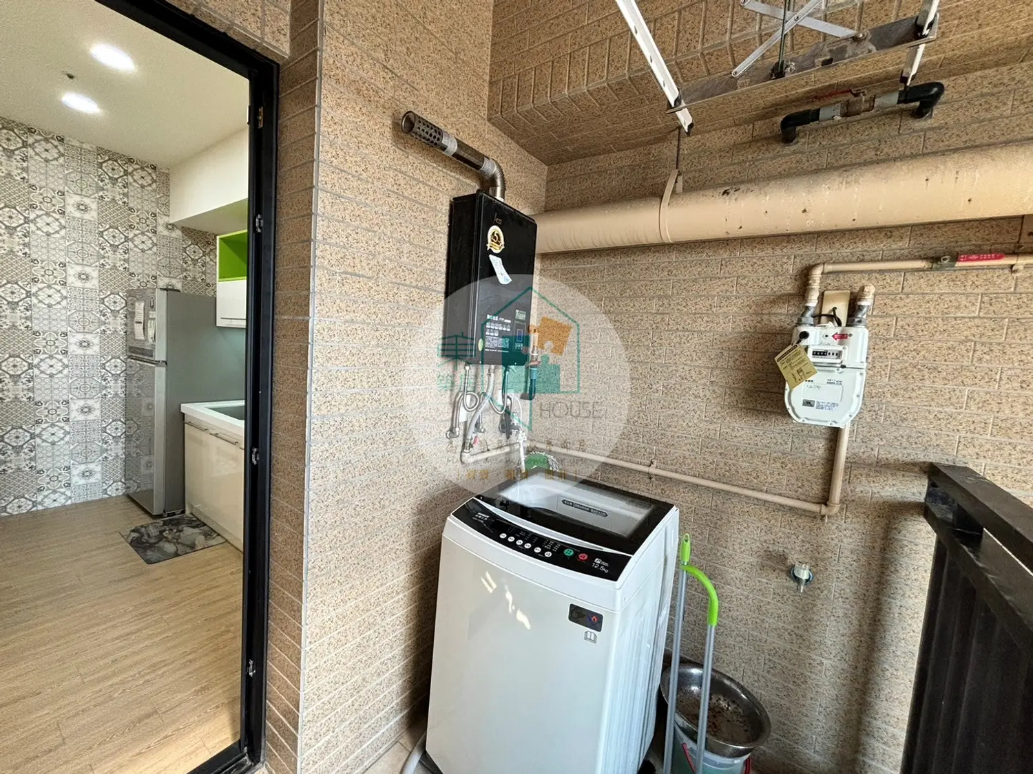 3 bedrooms apartment for rent TWD 42 800 - 30 ping - Anping District,Tainan City slide 16