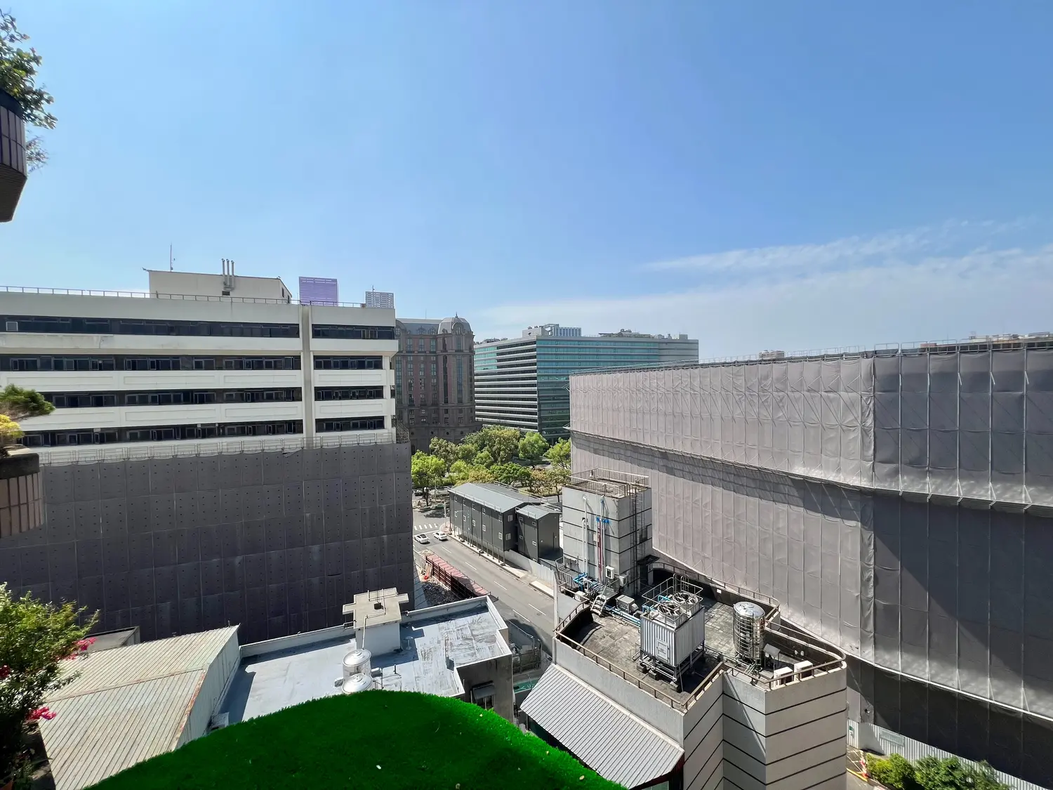 3 bedrooms apartment for sale TWD 59 800 000 - 26 ping - Taipei City,Songshan District slide 8