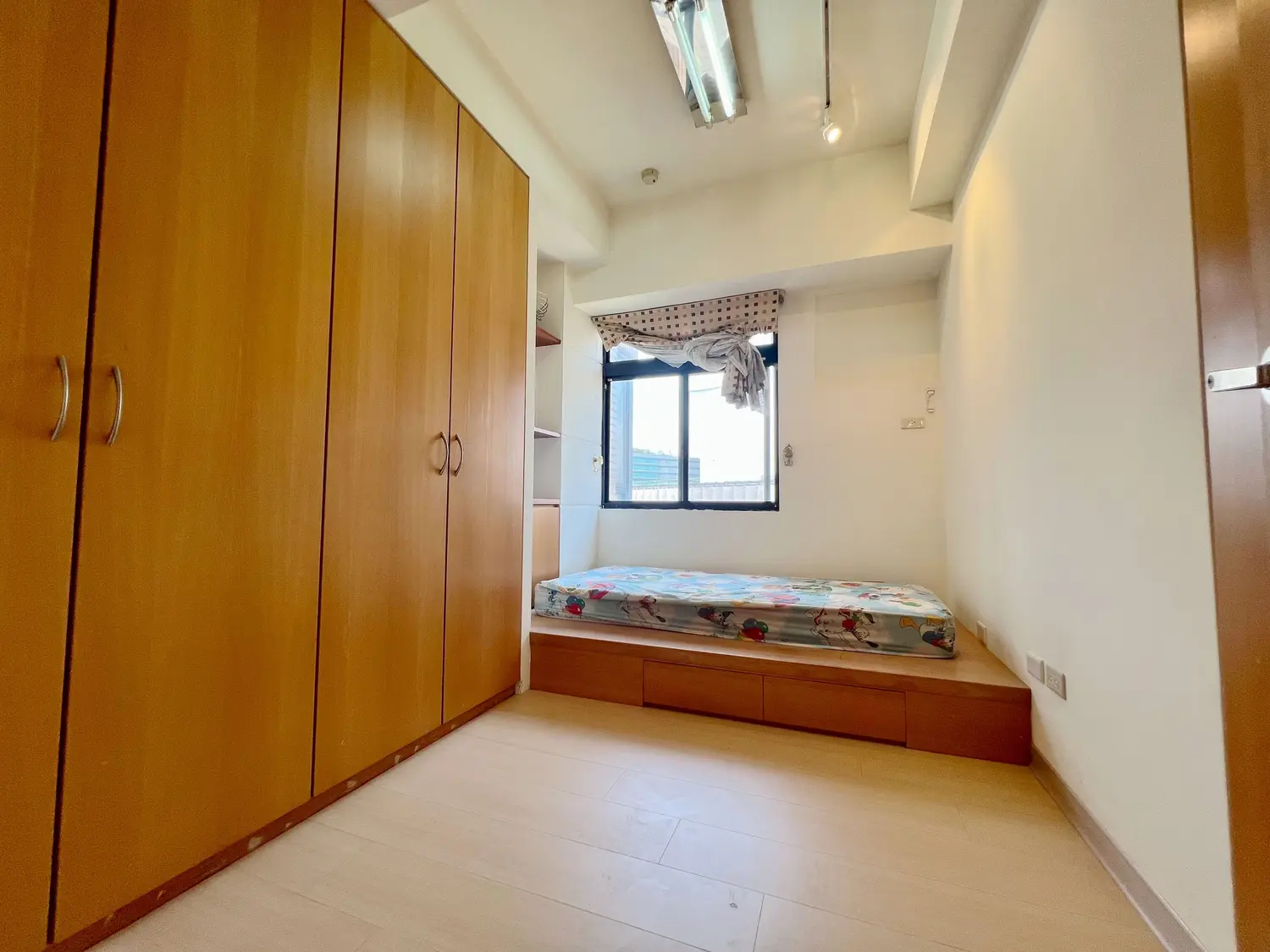 3 bedrooms apartment for sale TWD 59 800 000 - 26 ping - Taipei City,Songshan District slide 10